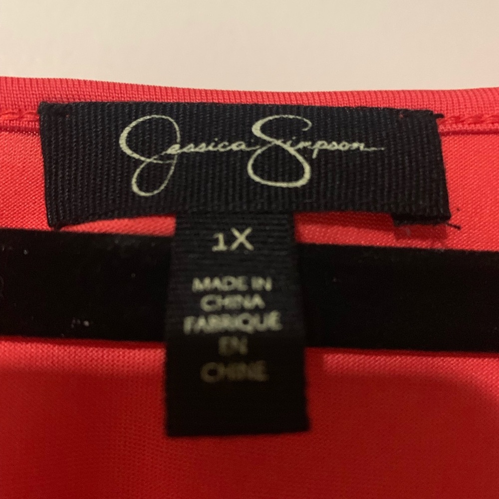 Jessica Simpson Cold shoulder Top - Picture 2 of 2